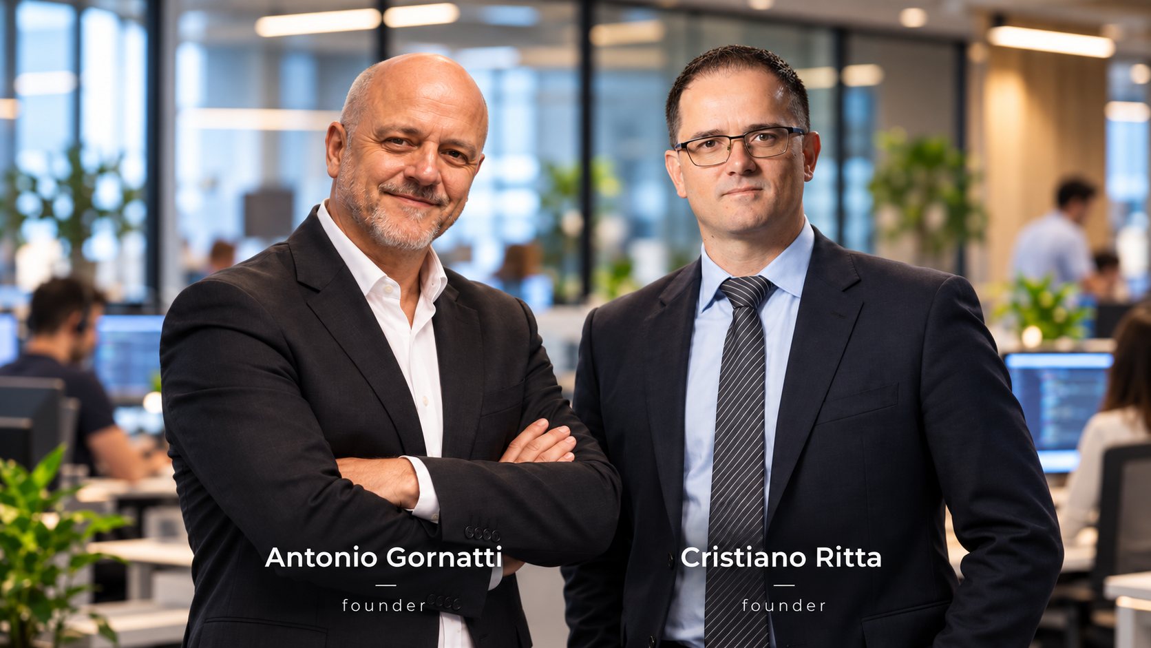 Antonio Gornatti e Cristiano Ritta em um escritório de tecnologia
